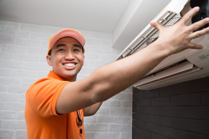 If your AC won't turn on, check first the most obvious causes for malfunction.