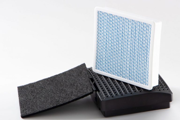 4 Reasons to Replace Your AC Filters Frequently