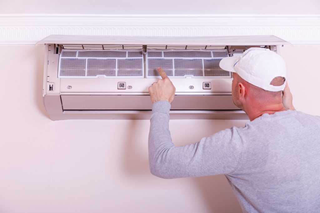 These air conditioning maintenance tips will ensure that your unit always runs smoothly.