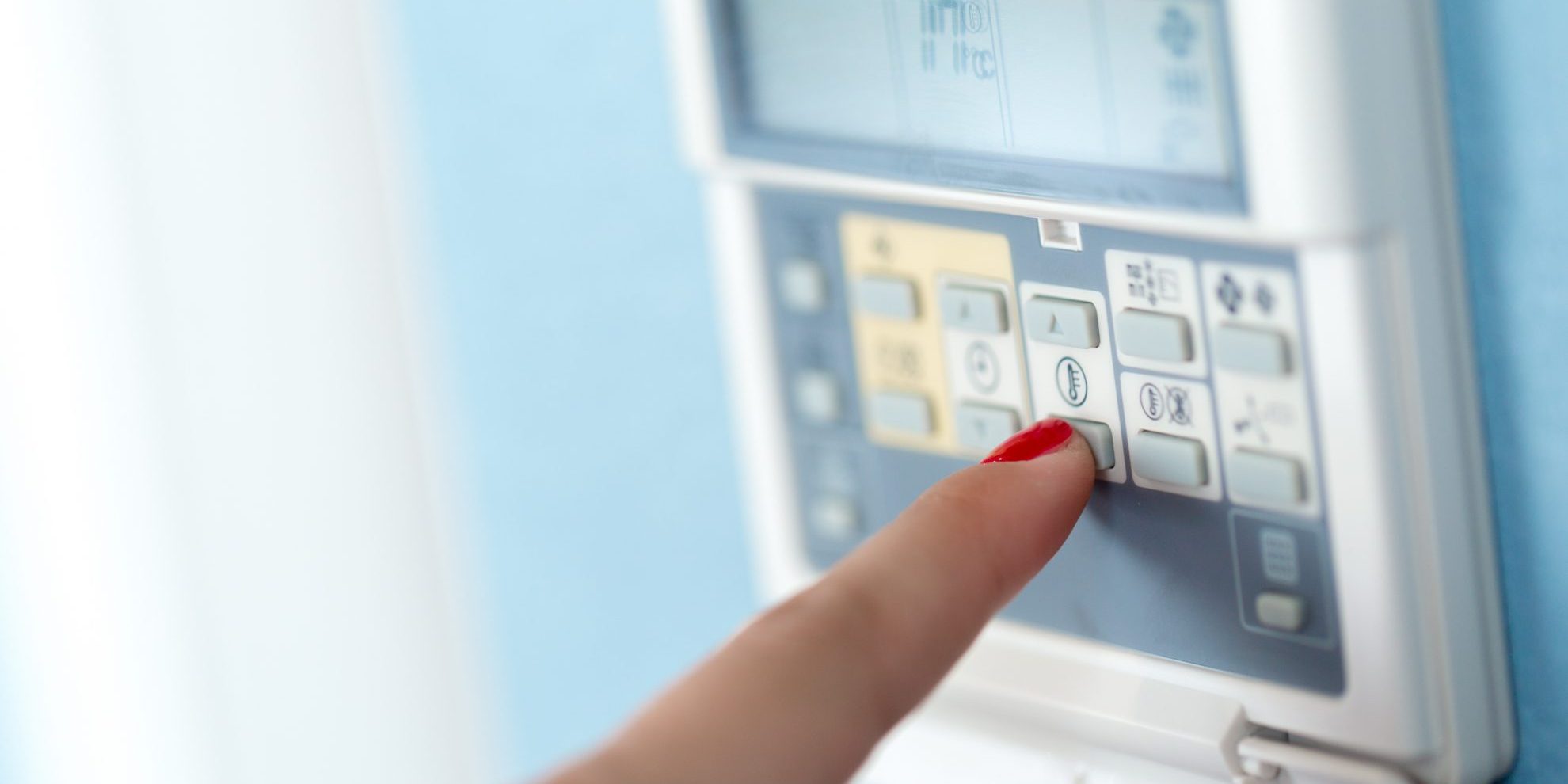 What to Do If Your Thermostat Is Blank Zero Heating AC & Refrigiration